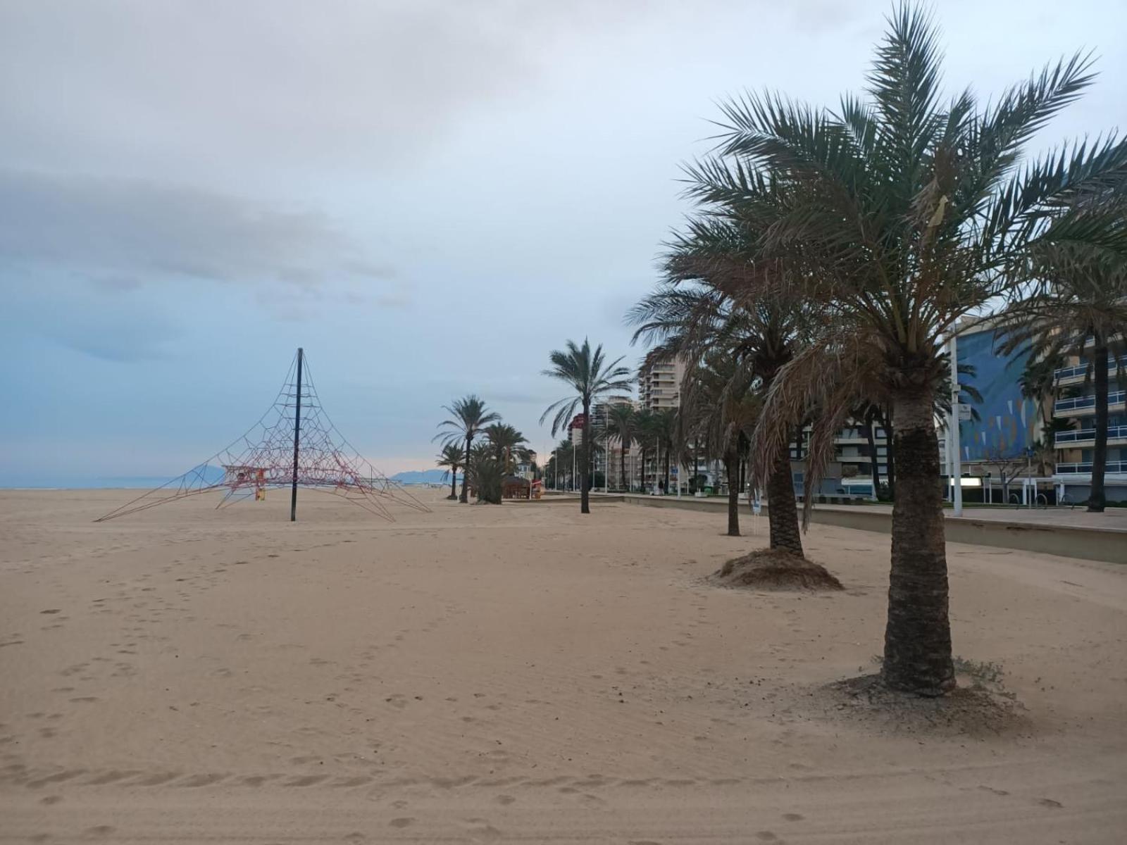 Апартаменты Playa Gandia, Iris, Piscina Aa Y Wifi Playa de Gandia Экстерьер фото